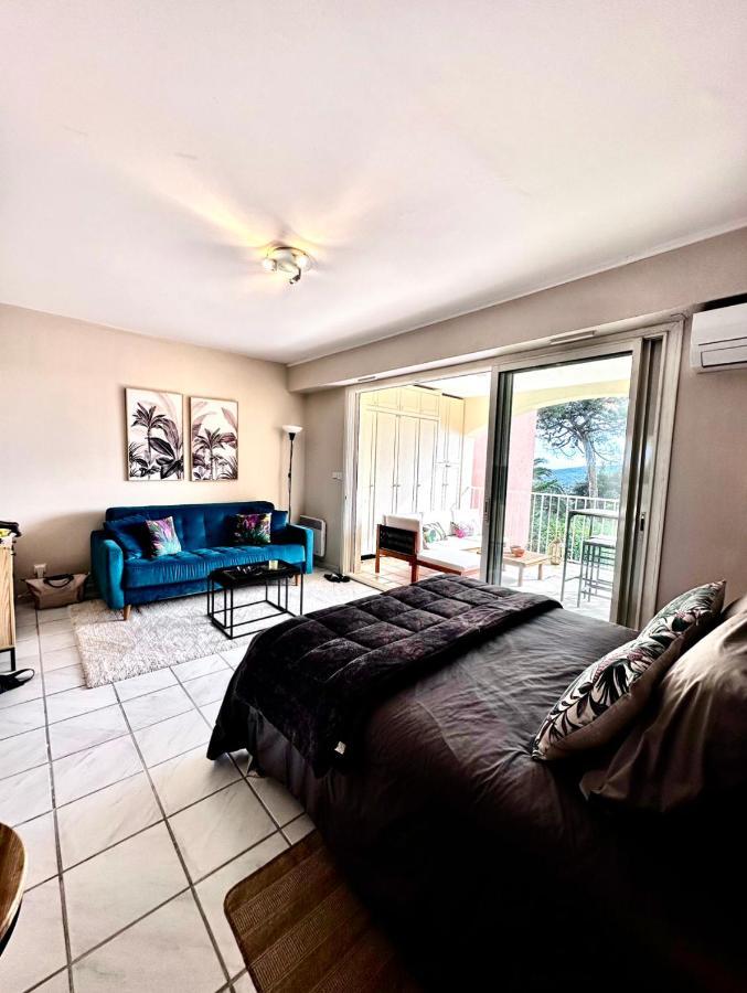 Studio Apartment - Domaine Du Golf Resort รอกเกอบรูน-ซูร์-อาร์ฌ็องส์ ภายนอก รูปภาพ