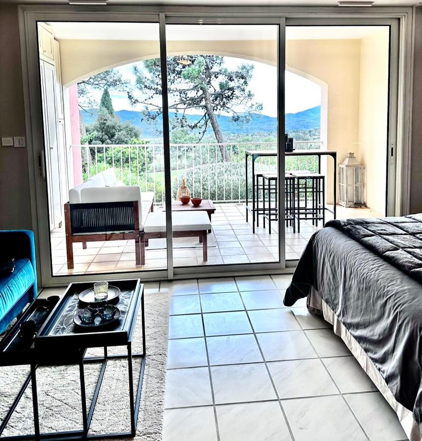 Studio Apartment - Domaine Du Golf Resort รอกเกอบรูน-ซูร์-อาร์ฌ็องส์ ภายนอก รูปภาพ